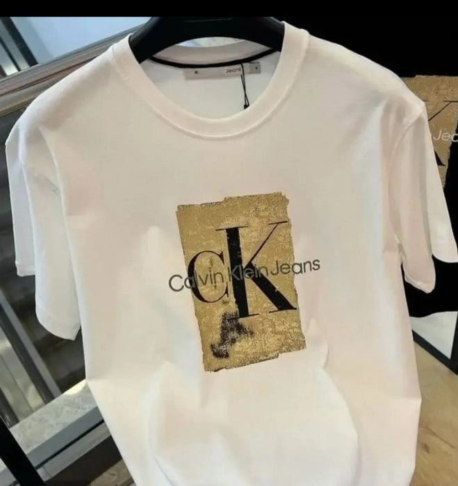 White t-shirt with Calvin Klein Jeans logo