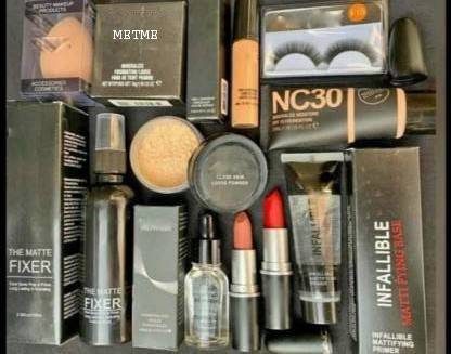 Set of 10 Makeup Kit Combo – Full Face Essentials